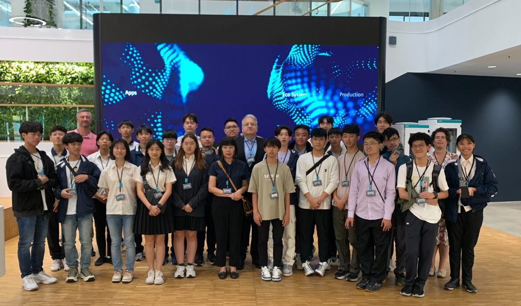 北市中正高中參訪德國安貝格西門子總部 見學智慧工廠